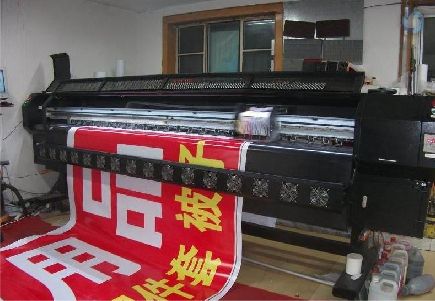 黄石喷绘广告分辨率是多少？