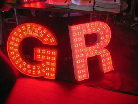 黄石LED发光字常见的安装误区。